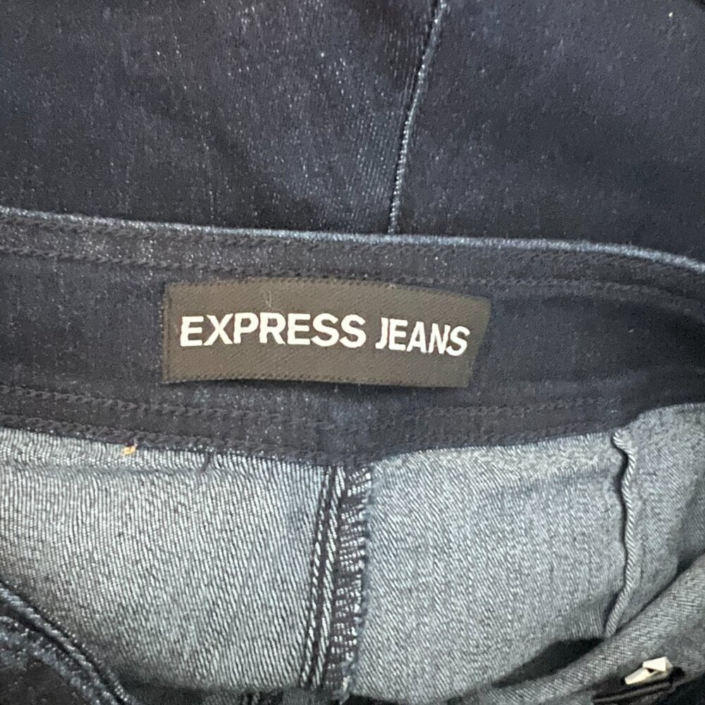 Express Denim Button Down Jean Shorts - Picture 4 of 5